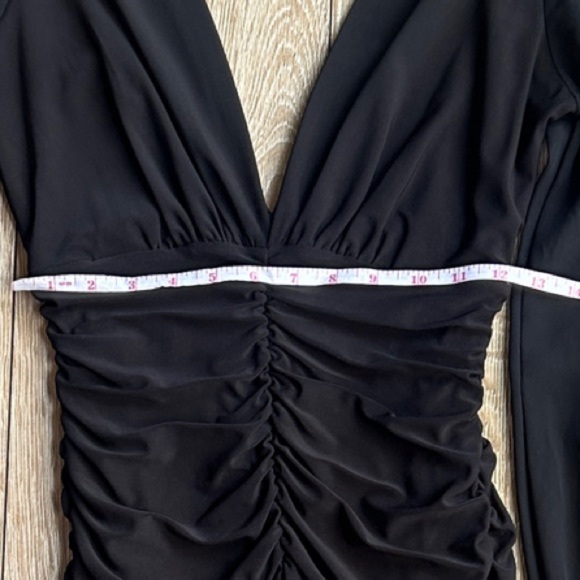 Windsor Black Ruched Long Sleeve Dress - Picture 11 of 13